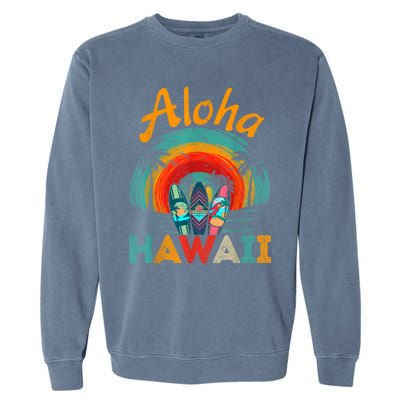 Retro Hawaiian Surfboard Aloha Hawaii Island Surfer Outfits Garment-Dyed Sweatshirt