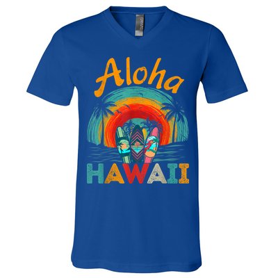 Retro Hawaiian Surfboard Aloha Hawaii Island Surfer Outfits V-Neck T-Shirt