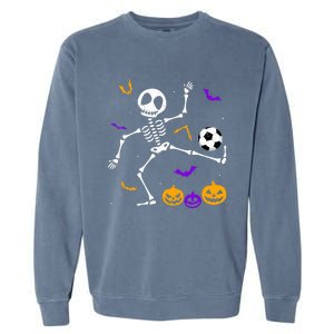 Retro Halloween Soccer Player Skeleton Soccer Lover Garment-Dyed Sweatshirt