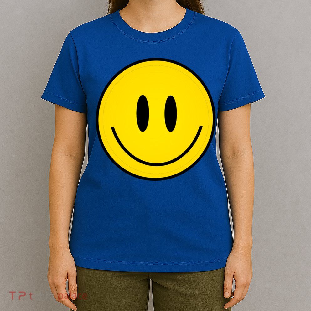 Retro Happy Vibe Smiley Face Happy Face Graphic Gift T-Shirt