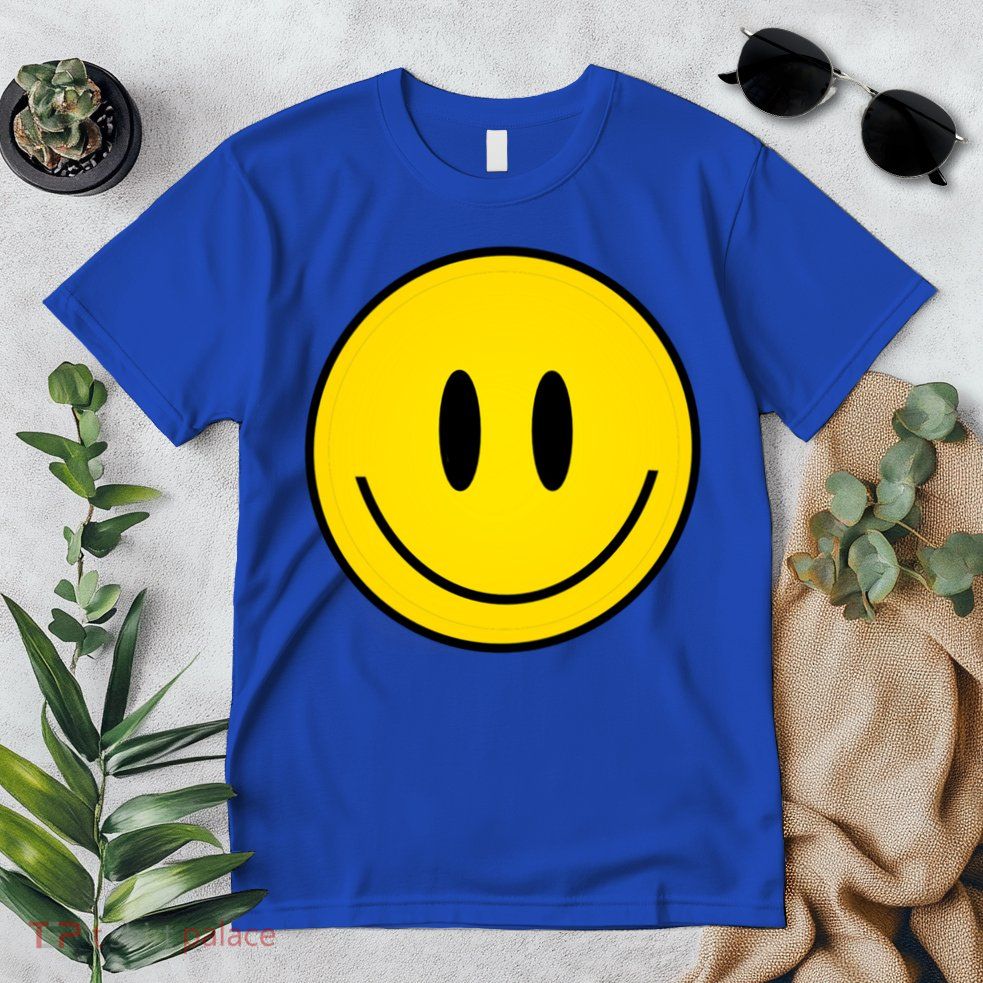 Retro Happy Vibe Smiley Face Happy Face Graphic Gift Premium T-Shirt