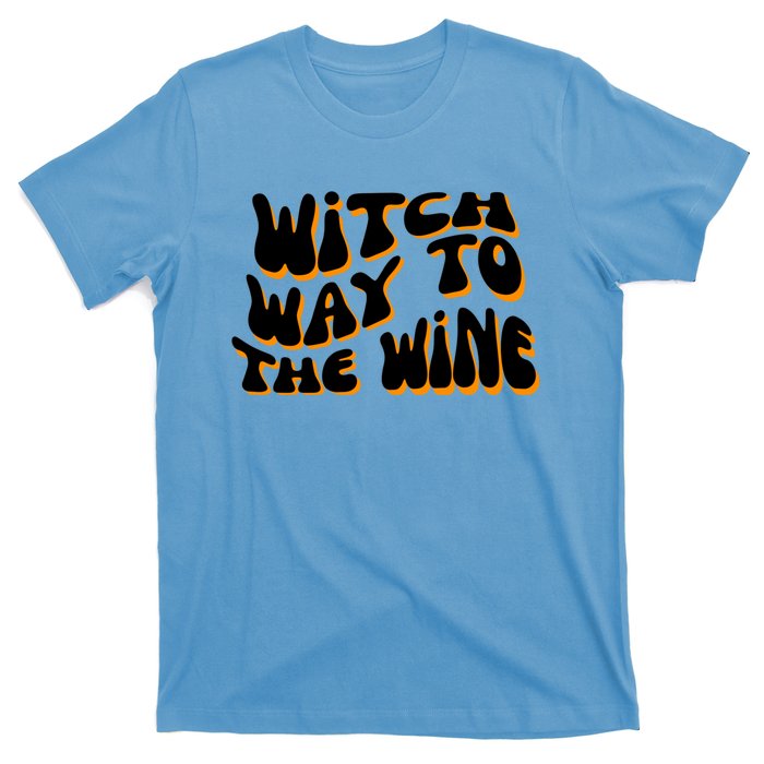 Retro Halloween Witch Way To The Wine Cute Gift T-Shirt