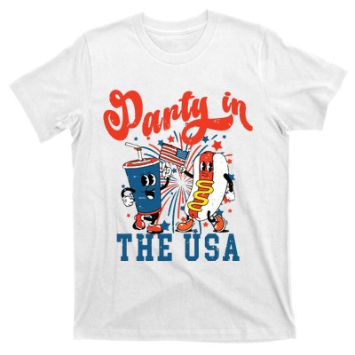 Retro Independence Day Party In The Usa 4th Of July Hotdog T-Shirt