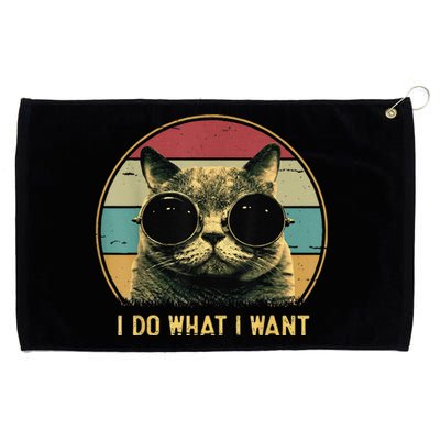 Retro I Do What I Want Funny Cat Lover, Cat Dad, Cat Mom Grommeted Golf Towel