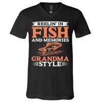 Reelin In Fish And Memories Grandma Style Grandma Fishing V-Neck T-Shirt