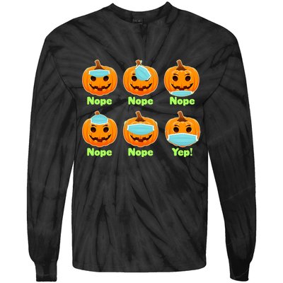 Right And Wrong Way To Wear Masks Pumpkins Tie-Dye Long Sleeve Shirt