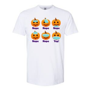 Right And Wrong Way To Wear Masks Pumpkins Softstyle CVC T-Shirt