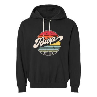 Retro Iowa Home State IA Cool 70s Style Sunset Garment-Dyed Fleece Hoodie