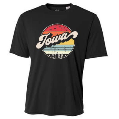 Retro Iowa Home State IA Cool 70s Style Sunset Cooling Performance Crew T-Shirt