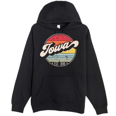 Retro Iowa Home State IA Cool 70s Style Sunset Premium Pullover Hoodie