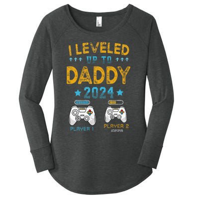 Retro I Leveled Up To Daddy 2024 First Time Dad Women's Perfect Tri Tunic Long Sleeve Shirt