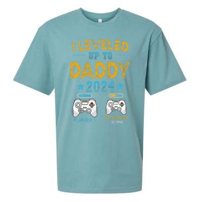 Retro I Leveled Up To Daddy 2024 First Time Dad Sueded Cloud Jersey T-Shirt