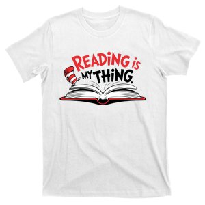 Reading Is My Everything Cat With Hat Bookworm T-Shirt