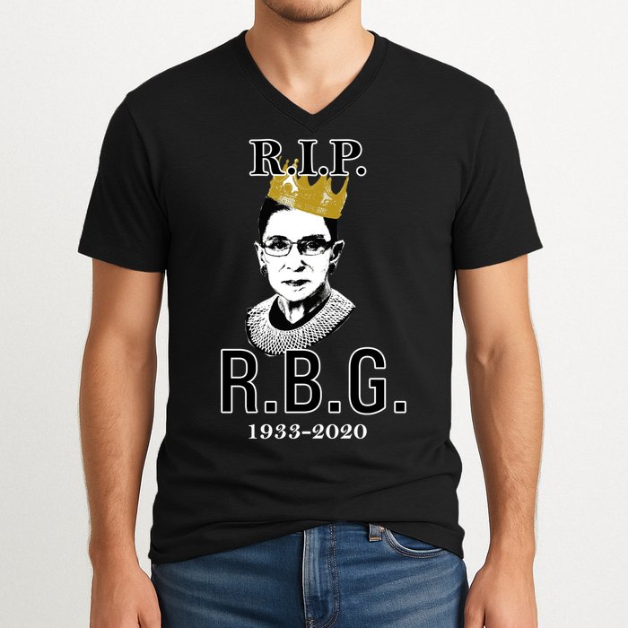 RIP Notorious RBG Ruth Bader Ginsburg 1933-2020 V-Neck T-Shirt