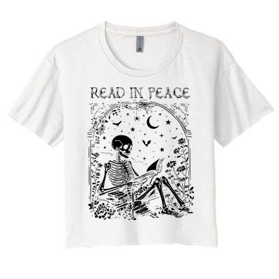 Read In Peace Skeleton Reading Teacher Spooky Halloween Women's Crop Top Tee