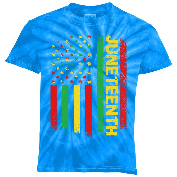 Retro Juneteenth American Flag June 19 1865 African American Meaningful Gift Kids Tie-Dye T-Shirt