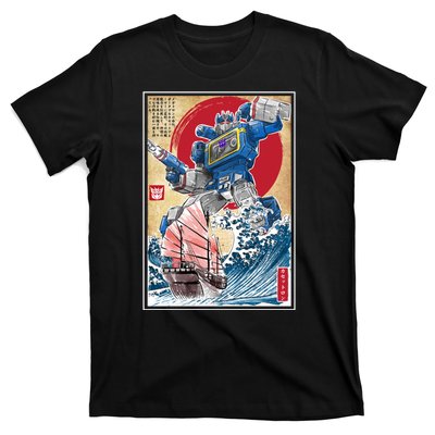 Retro Japanese Robot Soundwave Art T-Shirt