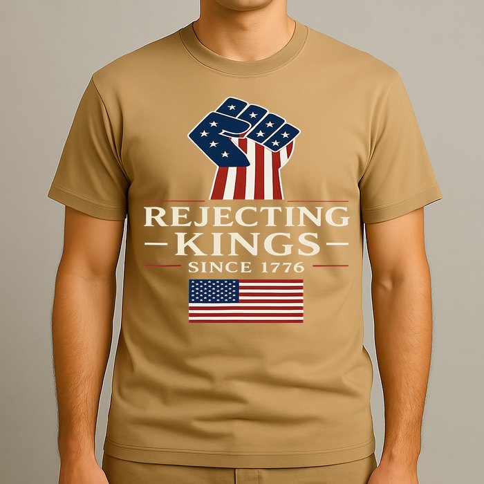 Rejecting Kings Since 1776 Hand Grip Design T-Shirt