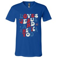 Retro Loves Jesus And America Too God Christian 4th Of July V-Neck T-Shirt