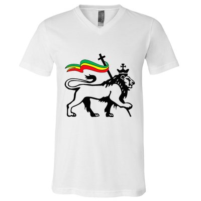 Rasta Lion Of Judah Rastafarian Reggae Lion And Christian V-Neck T-Shirt