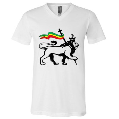 Rasta Lion Of Judah Rastafarian Reggae Lion And Christian V-Neck T-Shirt