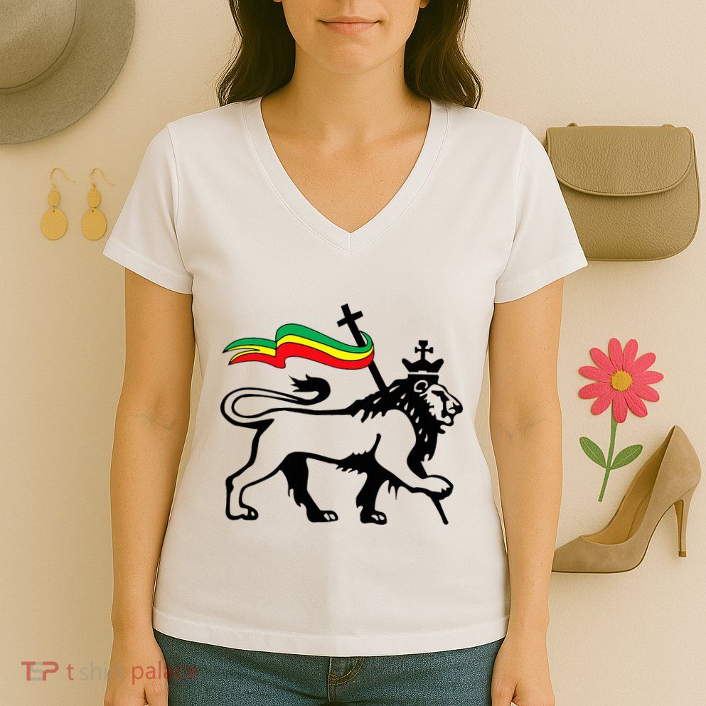 Rasta Lion Of Judah Rastafarian Reggae Lion And Christian Women's V-Neck T-Shirt