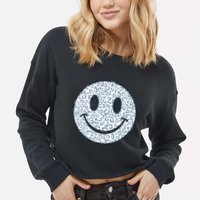 Retro Leopard Print Emoji Smiley Cropped Pullover Crew