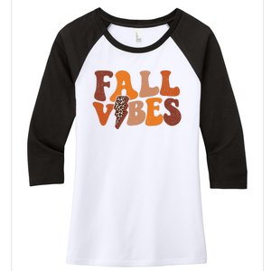 Retro Leopard Print Fall Season Vibes Women's Tri-Blend 3/4-Sleeve Raglan Shirt