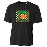 Retro Lucky Shamrock Groovy St Patricks Day Cooling Performance Crew T-Shirt