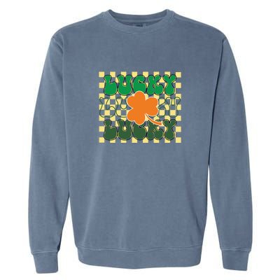 Retro Lucky Shamrock Groovy St Patricks Day Garment-Dyed Sweatshirt