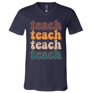 Retro Leopard Teach For Teacher Elementary School V-Neck T-Shirt