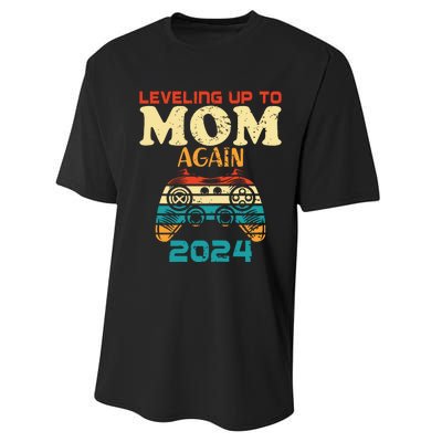 Retro Leveling Up To Mom Again 2024 Promoted To Mommy Performance Sprint T-Shirt