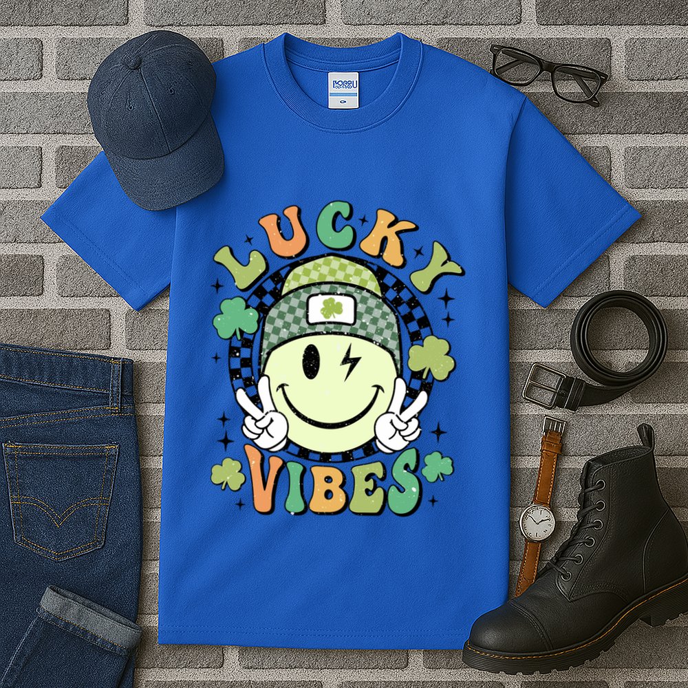Retro Lucky Vibes St PatrickS Day Happy Face Shamrock Cute Gift Tall T-Shirt