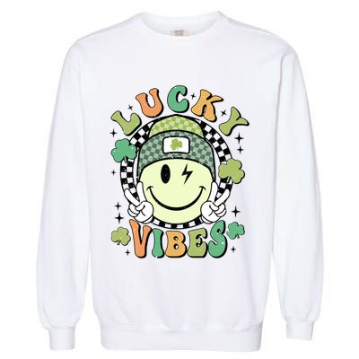 Retro Lucky Vibes St PatrickS Day Happy Face Shamrock Cute Gift Garment-Dyed Sweatshirt