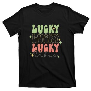 Retro Lucky Vibes Groovy St Patrick Day Irish Shamrock T-Shirt