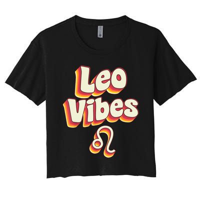 Retro Leo Zodiac Sign astrology July August Birthday Leo Women's Crop Top Tee