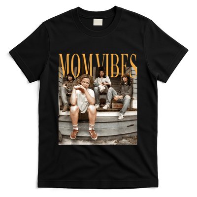 Retro Mom 90’S Vibes Vintage MotherS Day Mom T-Shirt