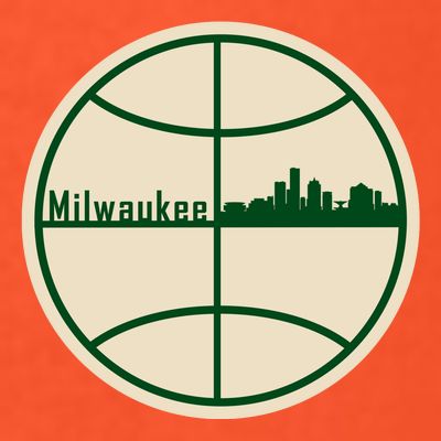 Retro Milwaukee Basketball Home Game Baskeball Fan T-Shirt