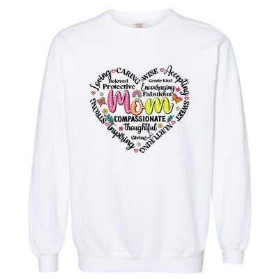 Retro Mama Grandma Auntie Heart Garment-Dyed Sweatshirt