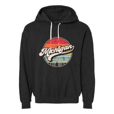 Retro Michigan Home State Mi Cool 70s Style Sunset Garment-Dyed Fleece Hoodie