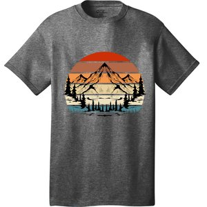 Retro Mountain Hike Hobby Sport Hiker Gift Camping T-Shirt