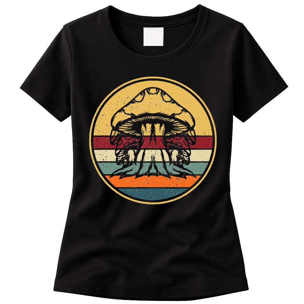 Retro Mushroom Hunter Fungi Foraging Vintage Mycologist Womens T-Shirt
