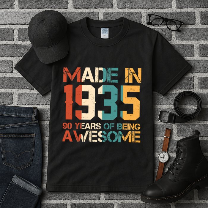 Retro Made In 1935 90 Years Of Being Awesome Birthday Tall T-Shirt