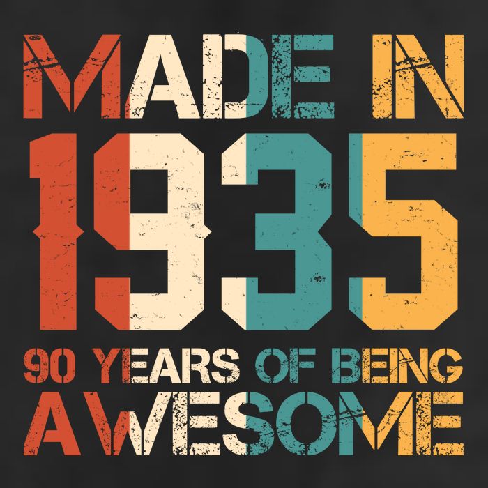 Retro Made In 1935 90 Years Of Being Awesome Birthday Golf Towel