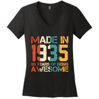 Retro Made In 1935 90 Years Of Being Awesome Birthday Women's V-Neck T-Shirt
