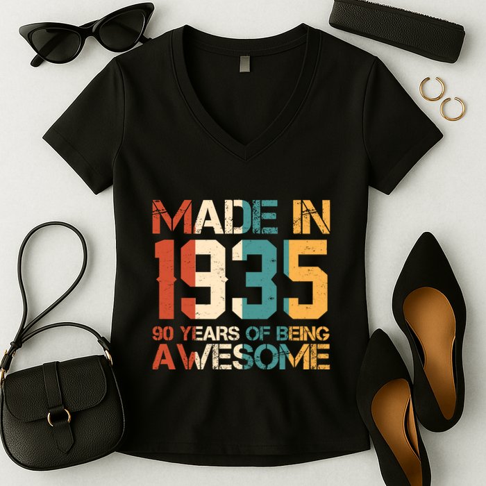 Retro Made In 1935 90 Years Of Being Awesome Birthday Women's V-Neck T-Shirt