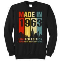 Retro Made In 1963 Limited Edition 60 Years Of Being Awesome Sweatshirt