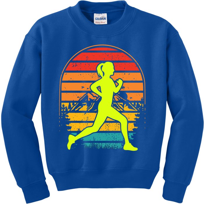 Retro Marathon Mom Clothing Gift Vintage Running Marathon Mom Gift Kids Sweatshirt