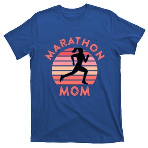 Running Mom Quote Marathon Mom Racing Racer Meme Gift T-Shirt