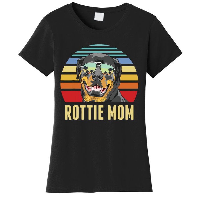 Rottie Mom Rottweiler Dog Vintage Retro Sunset Beach Vibe Women's T-Shirt